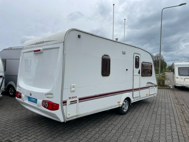 Swift Charisma 550 met mover 2006