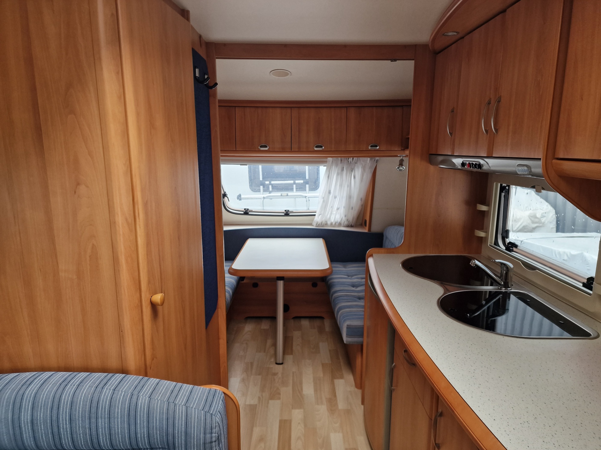 Hobby De luxe 440 SB 2006