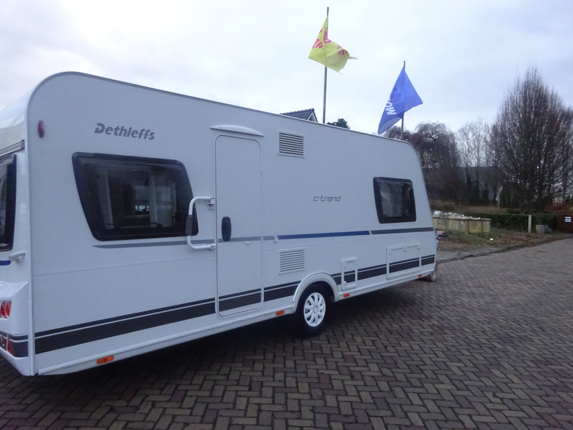 Dethleffs C-Trend 515 Enkele Bedden+Rondzit+Nieuwe Mover en ZakLuifel